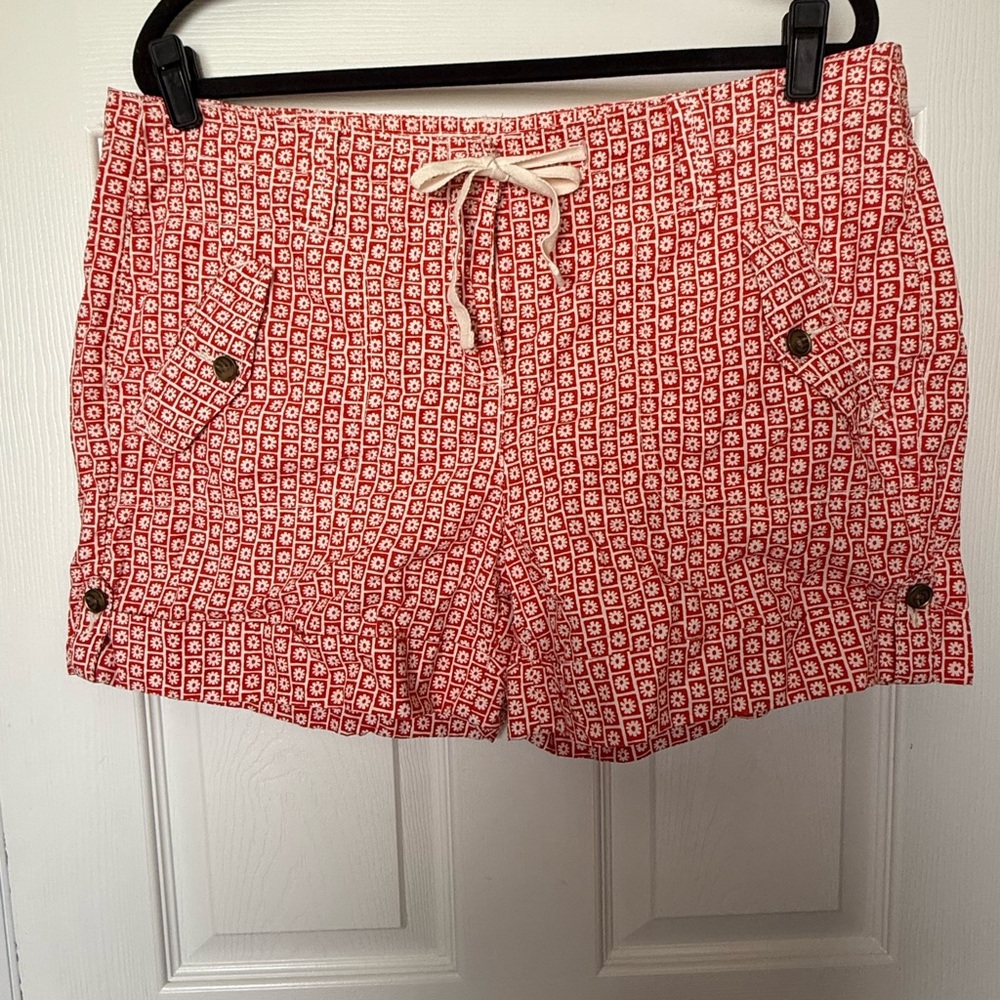 Tommy Hilfiger Coral and White Cargo Shorts
